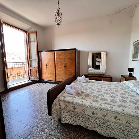 Vicolo Dell'oro 3* Siena