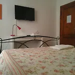 Vicolo Dell'oro 3*